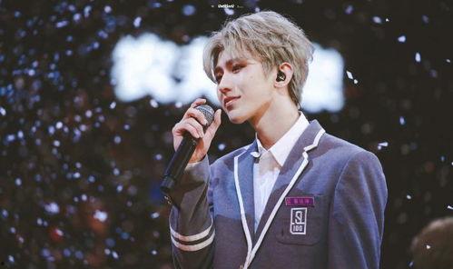 蔡徐坤认真吃瓜视频大全,趣味横生，笑料不断