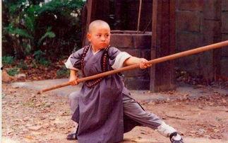 释小龙吃瓜完整视频,萌态十足，网友直呼可爱到爆